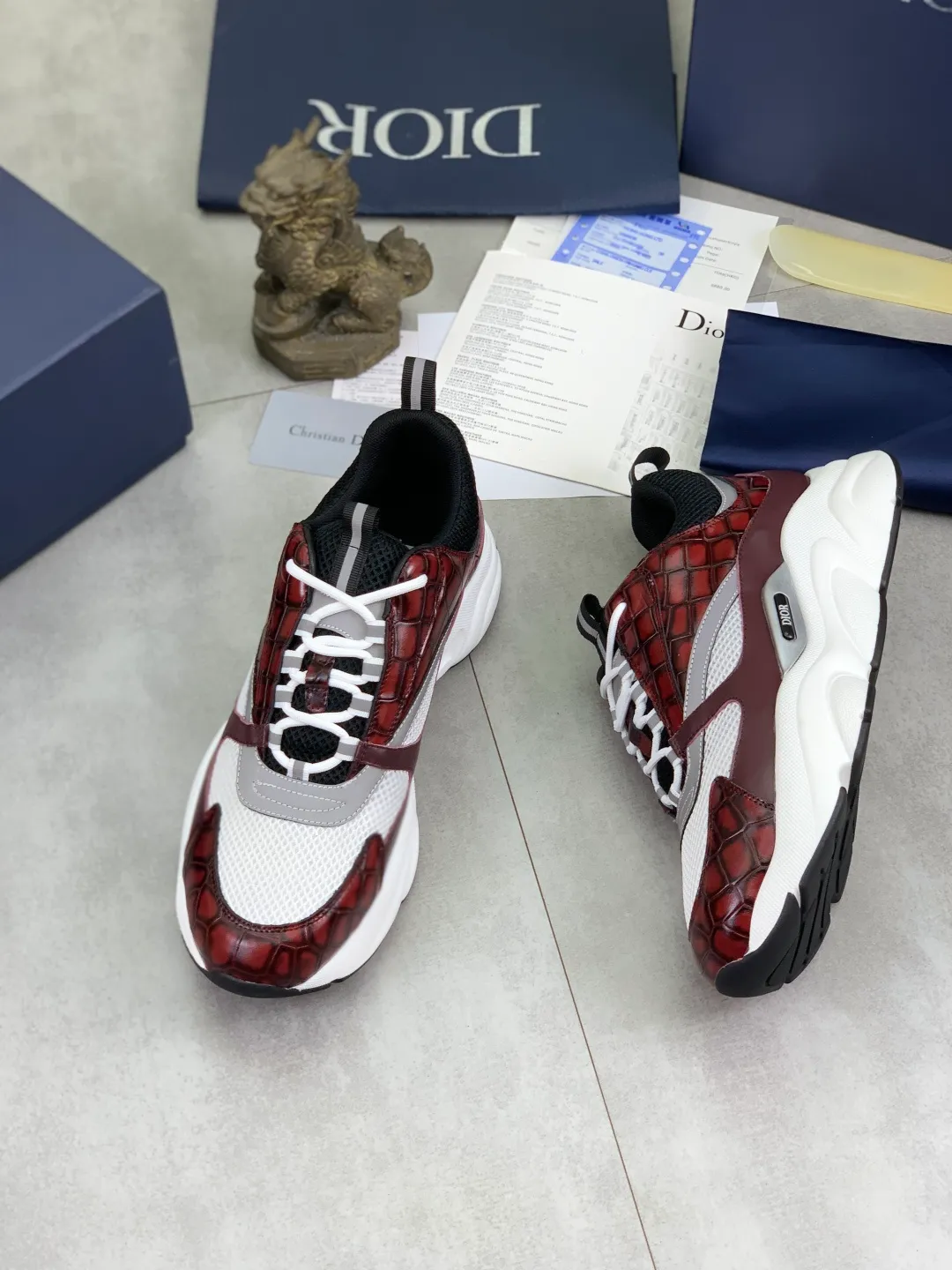 Men's shoes 💰P480 new style 💰new color high quality🔥🔥🔥, Dior [Dior] official website newly released 1:1 copy, the shoe body is made of imported original fine and breathable cloth and selected first-layer cowhide ➕original fine mesh lining insole, perfect shape and top quality 🙈rubber foam combination outsole is super light and wear-resistant👣, super hot style Code number: 38-45 (46 47 customized)